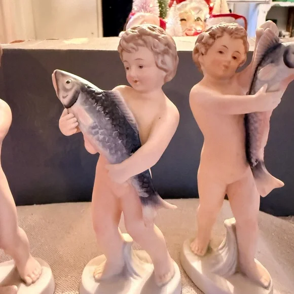 Vintage Norcrest Porcelain Figurines with Cream and Tan Accents set of 3. - Picture 2 of 12